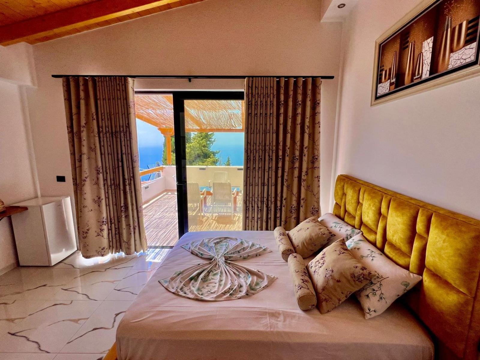 Hotel Panorama Piqeras Luaran gambar